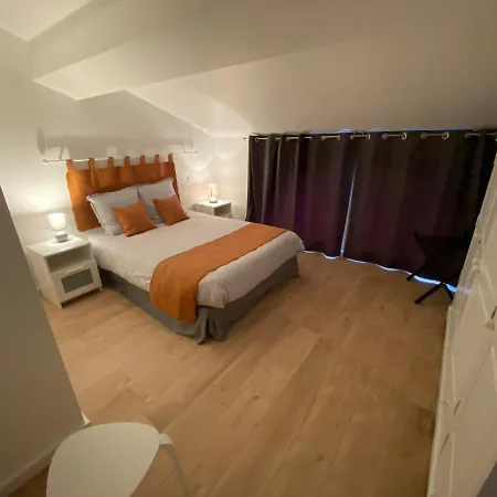 Du Moulin De Perisse *